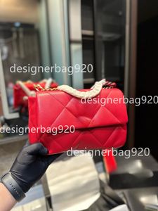 Tasarımcı Çanta Crossbody Tote Clear Designer Bag Toptan Tasarımcı Çanta Mini Çanta Lüks Çanta Deri Bag Moda Çantaları Küçük Duffle Bag Seyahat Çantaları