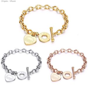 Tiffanylris Charm Bracelets Ot New Niche Design Ins Wind Titanium Steel Womens Bracelet Button Love Stainless Steel Heart Bracelet Can Be Engraved