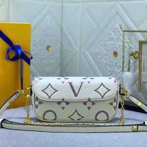 سلسلة أزياء Clamshell مصمم كيس الكتف حقيبة صغيرة مربعة حقيبة مربعة خمر حقيبة كروسة مقاطع عالية الجودة معكرونة الأرز بالحبوب الأصيلة الشيخوخة