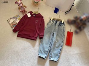 Moda bebê fatos de treino meninos outono conjunto crianças roupas de grife tamanho 110-160 logotipo bordado com capuz e forro de veludo jeans jan20