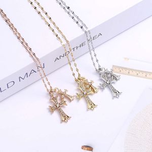 2024 Designer Brand Cross Ch Necklace For Women Luxury Chromes Double Diamond Pendant Gold Hip Hop Men Sweater Heart Classic Jewelry Neckchain Ntsu