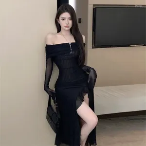 Casual Dresses HOUZHOU Women Black Sexy Long Dress Off Shoulder Elegant Irregular Ruffles Split Evening Party Bodycon Gothic Lace