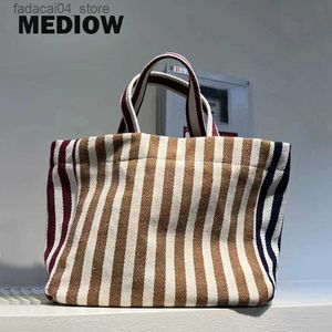 Torby na zakupy Mediow Casual Tote torebki dla kobiet luksusowe designerskie torebkę i torebkę 2023 NOWOŚĆ w bawełnianym tkaninie paski małe torba na ramię Q240118