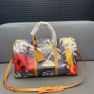 Роскошные сумки женские сумки Duffel Luxury Letter Graffiti Цветочные сумки Keepall 40 45 50 Totes Роскошные мужские сумки для плеча багаж