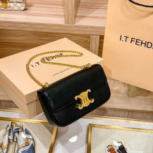 Teen Triomphes Designer Bolsa De Couro De Luxo Hong Kong Arco Triunfal Axilas Para Mulheres 2024 Novo Estilo Pequeno E Alto Sentido Corrente Medieval Stick De Ombro Único8DQH