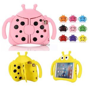 Tablet PC Cases Bags Kids Friendly Case para IPad Mini 1 2 3 4 5 Cartoon Beetle à prova de choque capa de corpo inteiro não tóxica EVA Kickstand Stand Capa para tablet YQ240118