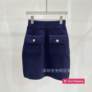 Designer Skirts Miu Home High Edition Autumn New Product Slim Fit Pocket Knitted Skirt High Waist Half A-line Skirt Short Skirt PAWK