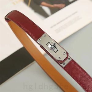 Luxury belt men women genuine leather thin belt 1.8cm wide smooth lock catch cinturon exquisite dress sweater decorative designer belts unisex hg083