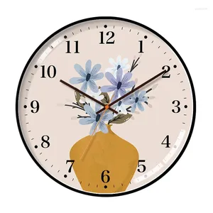 Wall Clocks Cute Design Metal Clock Art Nordic Style Modern Minimalist Living Room Creative Silent Quartz