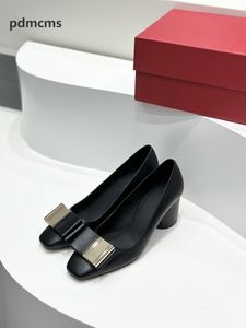 Hochwertige Leder-High-Heels mit quadratischer Schleife, minimalistische Damen-Freizeitschuhe, elegant für die ganze Saison 34–40