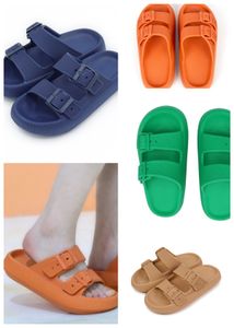 2024 Outdoor sliding slippers slider Paris slippers Women's blue pink beach shoes Men's women's beach casual sandals