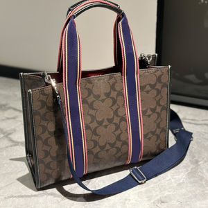 Die Einkaufstasche Schwarze Umhängetasche Mini-Luxus-Umhängetaschen Damentasche mit hohem Volumen für Einkaufstouren für Frauen Verschiedene Stile Spezifikationen Farben! Günstige Designertaschen