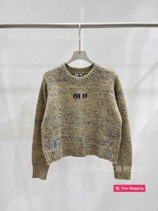 Tasarımcı Kadın Sweaters Miu Ev Yüksek Sürüm 23 Sonbahar Kafası Yeni Yün Örme Üst Kısa Kısa İş Boncuk Yüksek Bel Sweater İnce Fit Kadınlar Cn9o