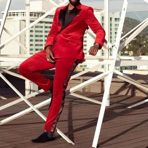Männer Anzüge Mode Rot Männer Blazer Hosen Erreichte Revers Zweireiher Prom Business Reise Anzug Für Männer 2 Stück