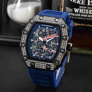 The New Bucket Watch Fashion New New Tiktok Quartz Multifunction's Man's Vibrato