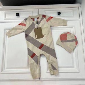 Roupas recém-nascidas de luxo macacão de bebê designer infantil bodysuit para crianças designers de bebê 100% algodão macacão crianças macacões menino menina onesies esskids-6 CXD2401184