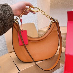 2024 Woman Moon Bags Hobo Designer Shoulder Bags Chain Handbag Lady Hobos Small Totes Purses Läder Multi Colors 5A