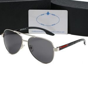 Occhiali da sole Nuovi modelli Brand Design di alta qualità occhiali da sole di lusso per la moda UV400 UV400 di alta qualità estate di guida all'aperto Beach Leisure 0110 003WF