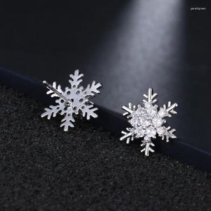 Orecchini a bottone CANPEL Dolce romantico Cubic Zirconia Fiocco di neve Fiori pendenti per le donne Gioielli per feste Regalo di San Valentino