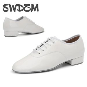 SWDZM Men's Leather Dance Shoes For Man Adults Black Fashion Men Dancing Shoes Men's Latin Ballroom Dance Shoes Soft Size 38-44 240117