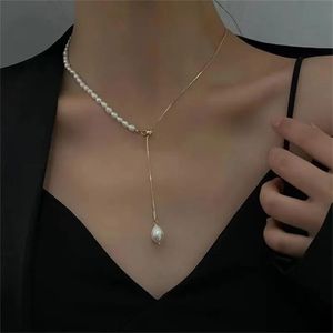 Kedjor Fashon Simple Asymmetric Gold Color Choker Chain Exquisite Naturl sötvatten Pärlhalsband Justerbart hänge för kvinnor