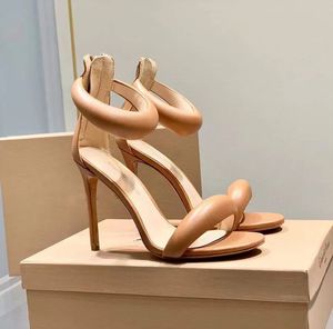 2024 Gianvito 10.5cm Stiletto Topuklar Sandallar Kadınlar İçin Gökyüzü Başlık