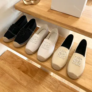 Klasik Tasarımcı Kadın Balıkçı Elbise Ayakkabı Tasarımcısı Düz ​​Rahat İle Deri Loafers Moccasins Yaz Yürüyüşü Konforu Tuval Kauçuk taban daireleri üzerinde KUTU 35-41