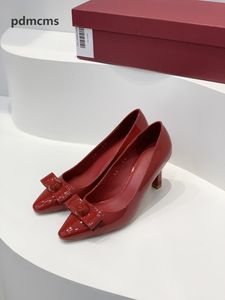 Острый тонкий каблук, женский бантик, классический бренд, качественные туфли на высоком каблуке 100% ручной работы, размеры 35-40.