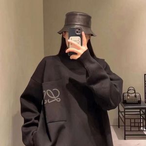 2024SS LO OVERSIZE Women Sweater Designer Sweaters Mens Womens Fashion Chest Big Round Neck Pullover Sweatshirt Casual Loose Knit Sweater