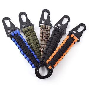 Paracord nyckelringar med karabiner flätad lanyard ringkrokklipp för nycklar kniv ficklampa utomhus camping vandring ryggsäck verktyg passform för män kvinnor