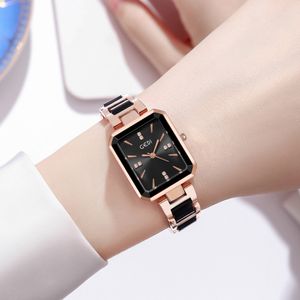 Relógio de quartzo impermeável quadrado de luxo com luz de mostrador grande retro sentido sênior feminino