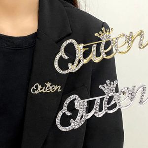 Luxury Fashion Queen Brooch For Women Luxury Zircon Crystal Crown Letters Party Office Brooch Pins Clothing Accessories Jewelry Gifts