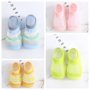 Erste Wanderer Sommermädchen Jungen Kinder schöne Süßigkeiten Farbe Sandalen Babyschuhe Kleinkinder Pantoffeln weiche Einzelkinder Designerschuhe Nicht-Schlupf