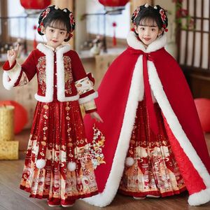 Gonna Hanfu per bambina 2024 Set di facce di cavallo in peluche Abbigliamento per bambini autunno e inverno Capodanno