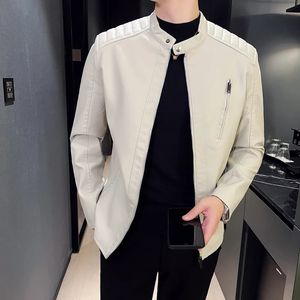 Chaquetas de cuero blancas para hombre Tendencia de la moda Personalidad simple Otoño Primavera PU Chaquetas de cuero invierno Cortavientos delgado 240117