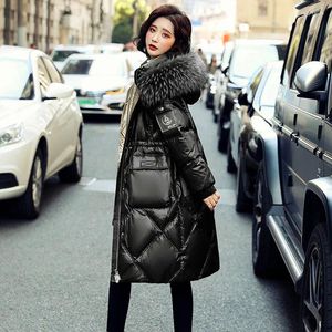 Jaqueta de inverno feminina longo casaco de pato estilo coreano moda brilhante cinto grosso gola de pele roupas quentes parka