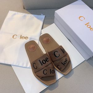 Designer-Hausschuhe Hausschuhe Sandalen Flache Holzpantoletten Die mit dem O-Logo der Marke verzierte Innensohle Das schlichte Design macht diese flache Sohle zu einem echten Sommertag 35-42