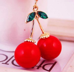 Moda bonito cristal vermelho cereja chaveiro anel de carro senhoras saco acessórios frutas metal pingente artesanato presente x9d6