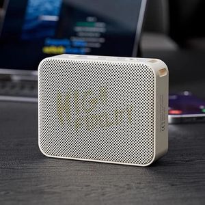 Alto-falantes Bluetooth Speaker À Prova D 'Água com Amplificador Classe D Excelente Performance de Graves Portátil TypeC Carregamento TWS Camping M20