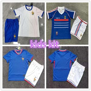 Französisch 2024 2025 98 Retro BENZEMA Kinder-Kit Fußballtrikots 24 25 Maillots de Football GRIEZMANN POGBA MBAPPE Kante Maillot Francia 1998 Enfants Set Fußballtrikots