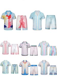 2024 CASA BLANCA 디자이너 남자 티셔츠 세트 마사오 산 프린트 남성 캐주얼 셔츠와 짧은 여자 느슨한 셔츠 고품질 티 무료 교통 남자 tshirt