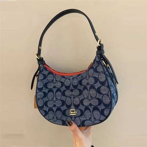 new women's shoulder cowboy old flower tassel carrying crescent kleo underarm bag 80% off outlets slae