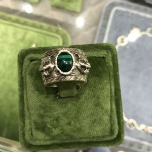 Cucci s Sterling Sier z zielonym kamieniem Double Tiger Head Personalizowany zużyty otwarty pierścionek mody biżuteria