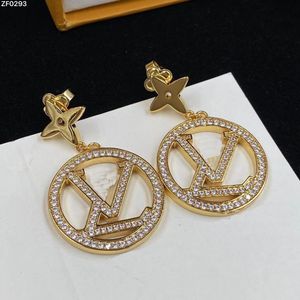 New earrings Women charm diamond set large hoop earrings Fashion classic designer recommended women pendant jewelry earrings jewelry