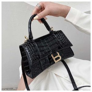 Spring and summer new cross-body portable fashion Korean mini square bag women's small fragrance Factory Online 70% sale