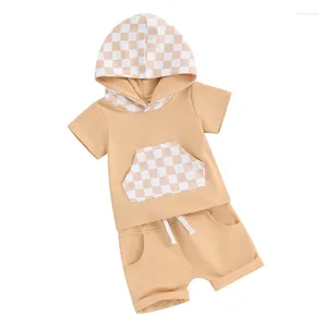 Kläder sätter sommaren småbarn baby pojke kläder checkerboard kort ärm huva t-shirt shorts set casual outfit