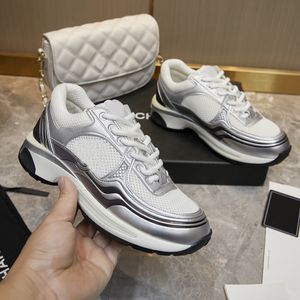 2024 새로운 디자이너 운동화 Chaussures 브랜드 스니커즈 여성 레이스 업 캐주얼 신발 클래식 트레이너 SDFSF 직물 스웨이드 효과 도시 GSFS 채널 신발과 상자 미국