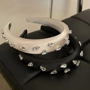 leichte Luxus-Schwerindustrie, tschechischer Diamant-Tropfen-Seidenschwamm, erhöht das Haarband für Frauen, tägliches Stirnband, Haar-Accessoires für Frauen, 240119