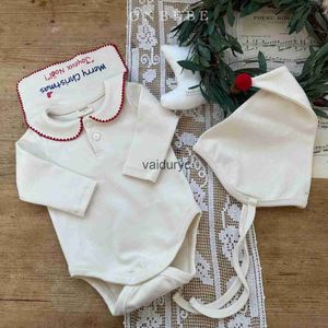 Rompers 2023 Winter Baby New Long Sleeve Bodysuit Warm Wedborn Christms Christmas Clords Clords Baby Print Jumpsuit + Hat H240508