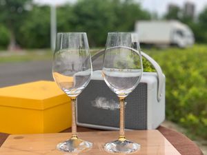 Tazza da vino rosso trasparente di design, tazza con piedi alti in cristallo di diamante, set di 2 bicchieri da vino regalo aziendale con confezione regalo